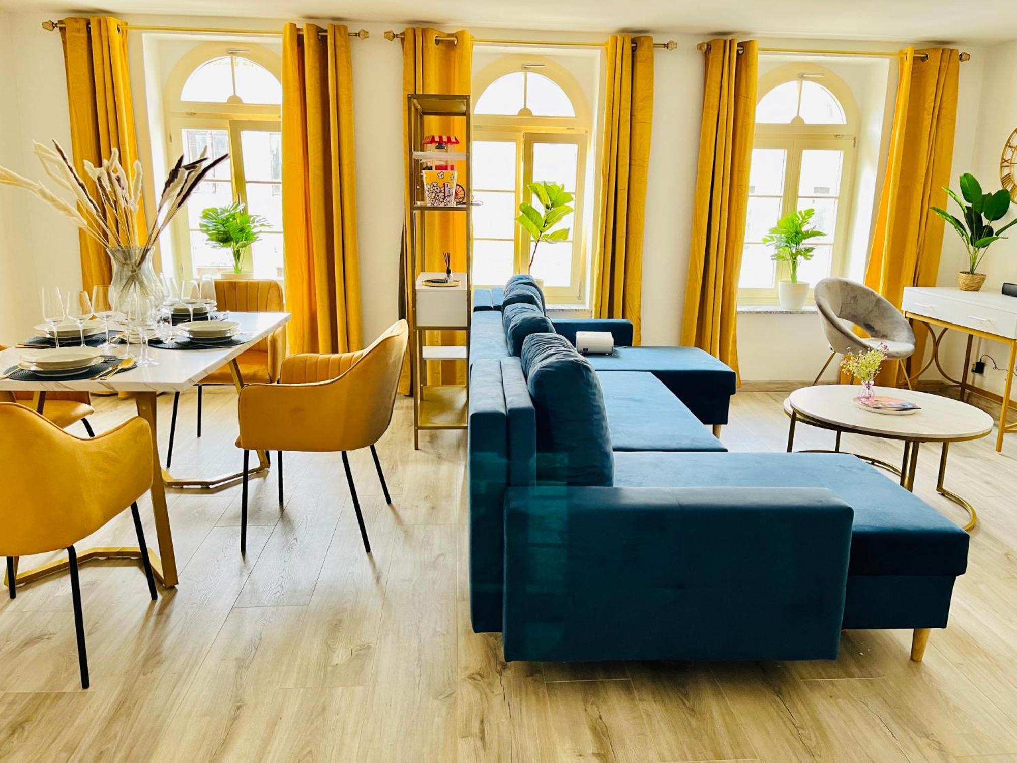 Filmap-Charmant-Modern-Zentral-Balkon-Beamer-Spieletisch 格尔利茨 外观 照片